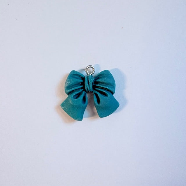 Bow Kindle Port Charm