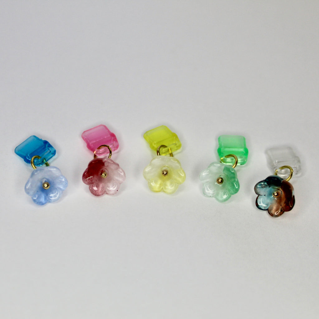 Frosted Flower Blossom Charger Charm