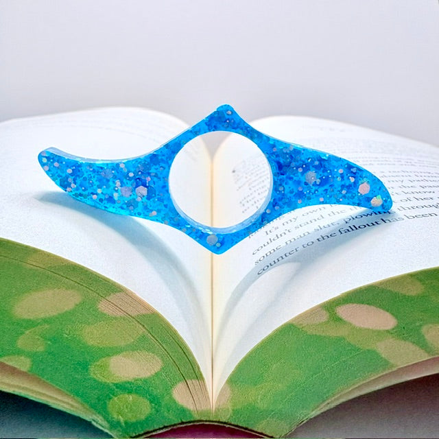 Glow-in-the-Dark Glitter Resin Page Holder