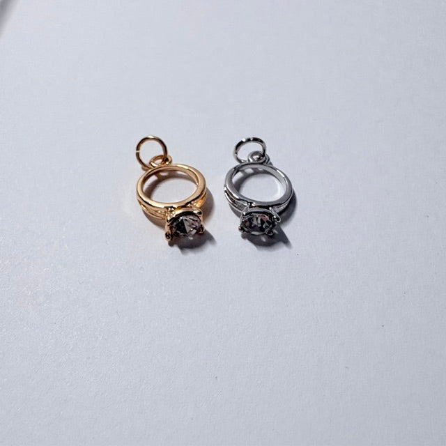Sparkling Solitaire Ring Charm Set