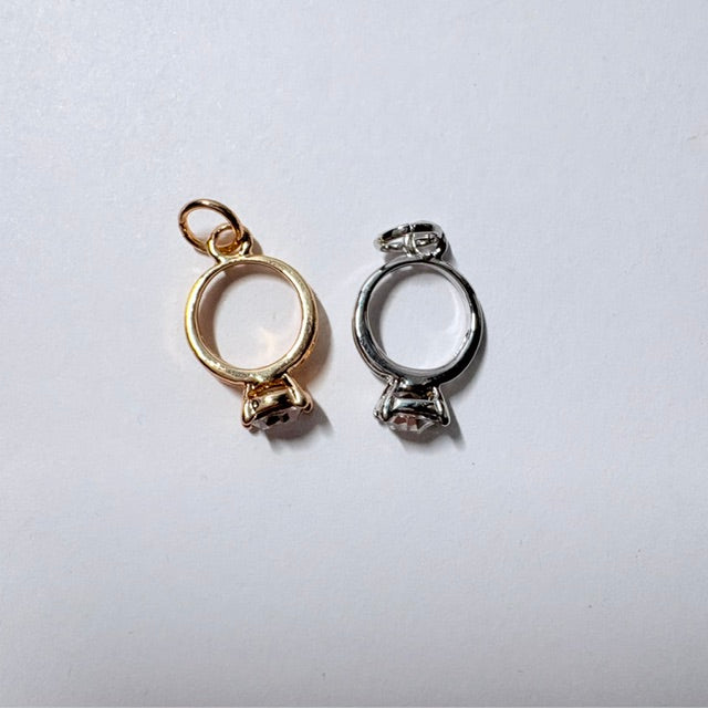 Sparkling Solitaire Ring Charm Set