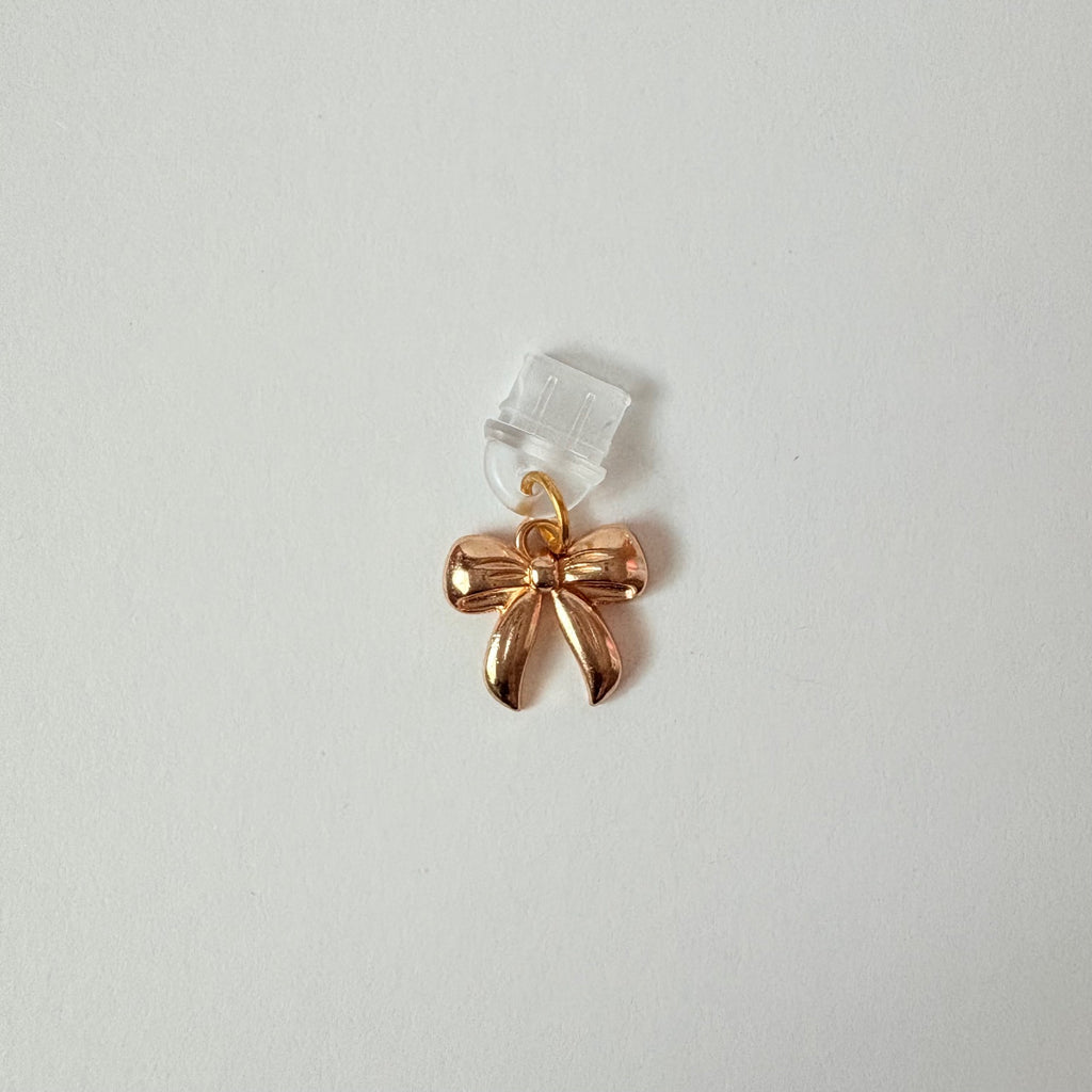 Gold Ribbon Charger Charm