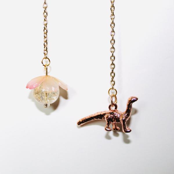 Styled lifestyle view of the Blush Dino Bloom.